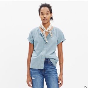 Madewell Raglan Sleeve Denim Shirt 💙