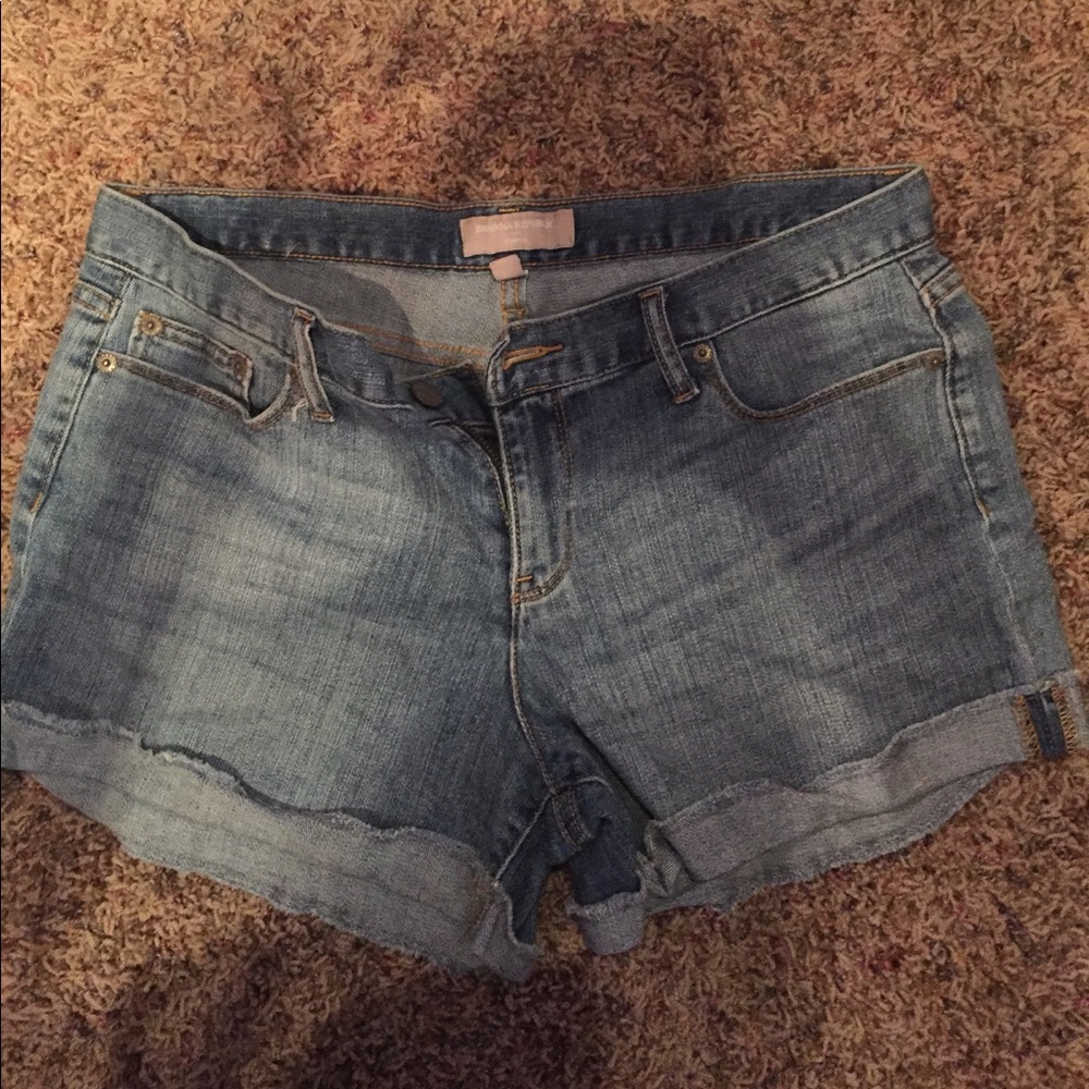 Banana Republic stretch denim shorts!
