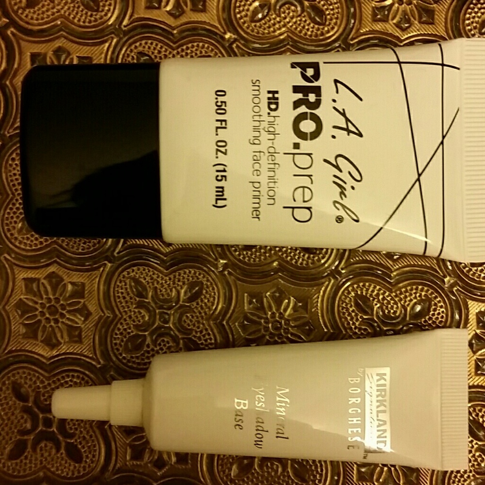 Makeup bundle - Picture 2 of 4