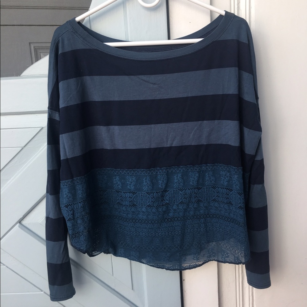 Free People tshirt with stretch lace