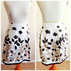 Skirts - White and Brown Floral Round Pleat Skirt Skirts - White and Brown Floral Round Pleat Skirt