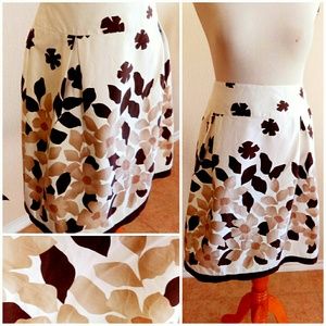 Skirts - White and Brown Floral Round Pleat Skirt Skirts - White and Brown Floral Round Pleat Skirt