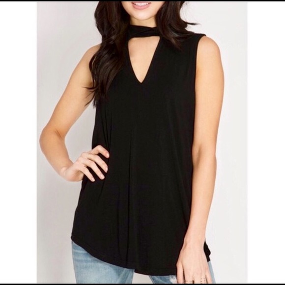 1 left ‼️Black keyhole swing tank - Picture 2 of 4