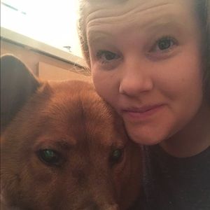 Meet your Posher, Leesha