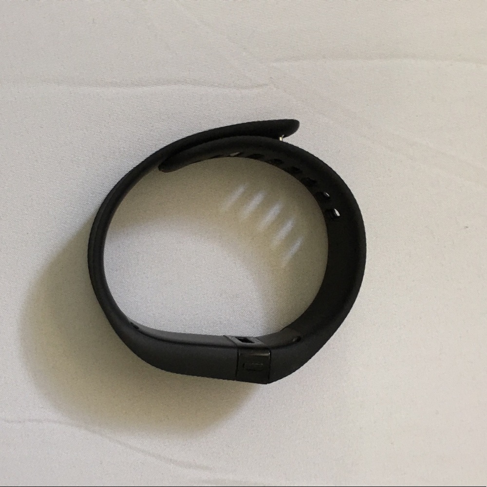 FitBit Charge - Picture 4 of 5