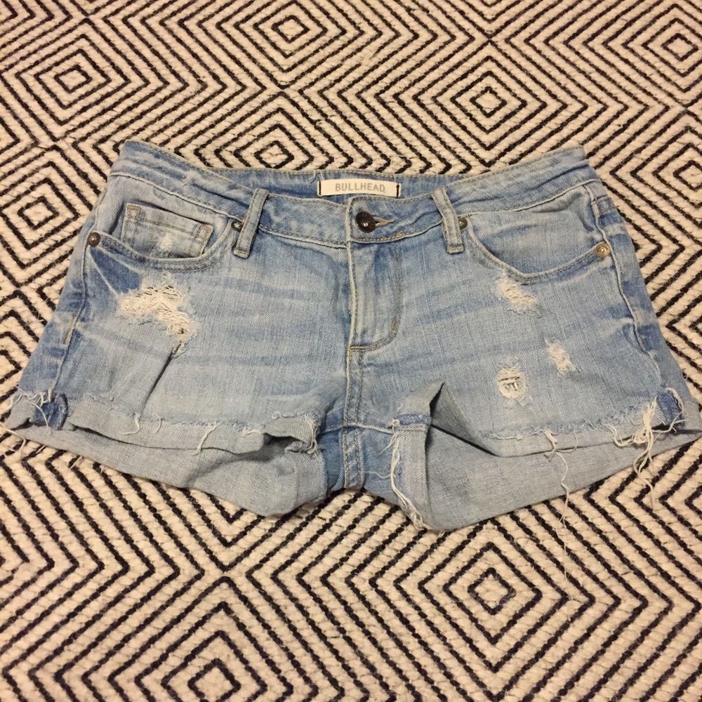🌞 LAST CHANCE!! 🌛 Bullhead shorts