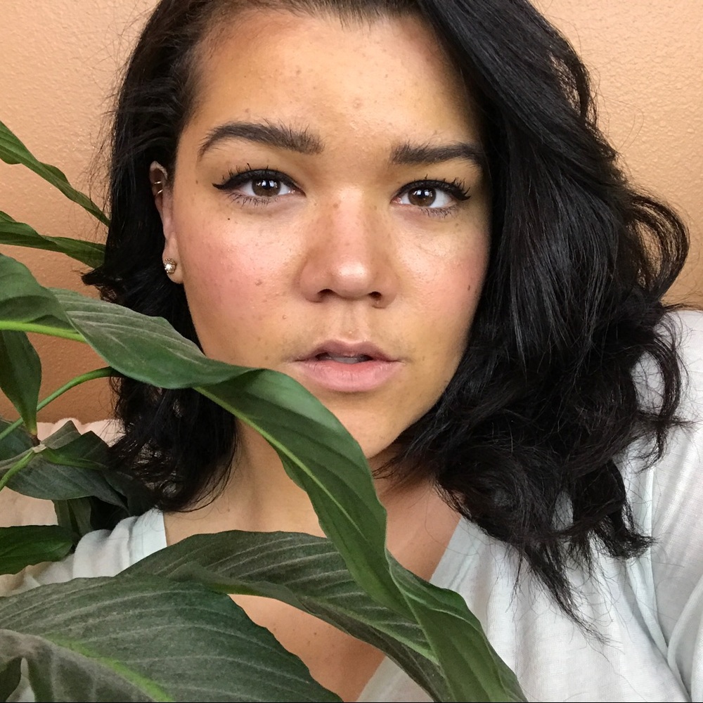 Meet your Posher, Raeshelle