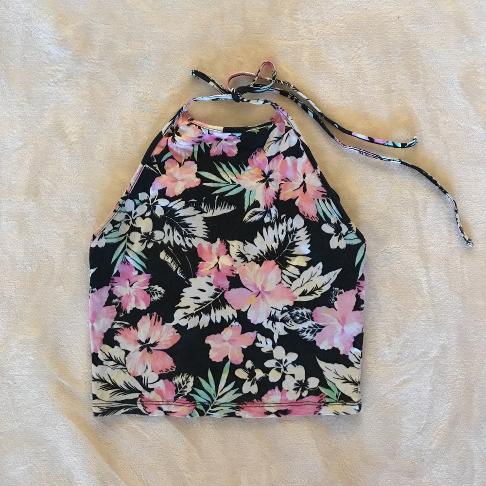 Forever 21 holter crop top