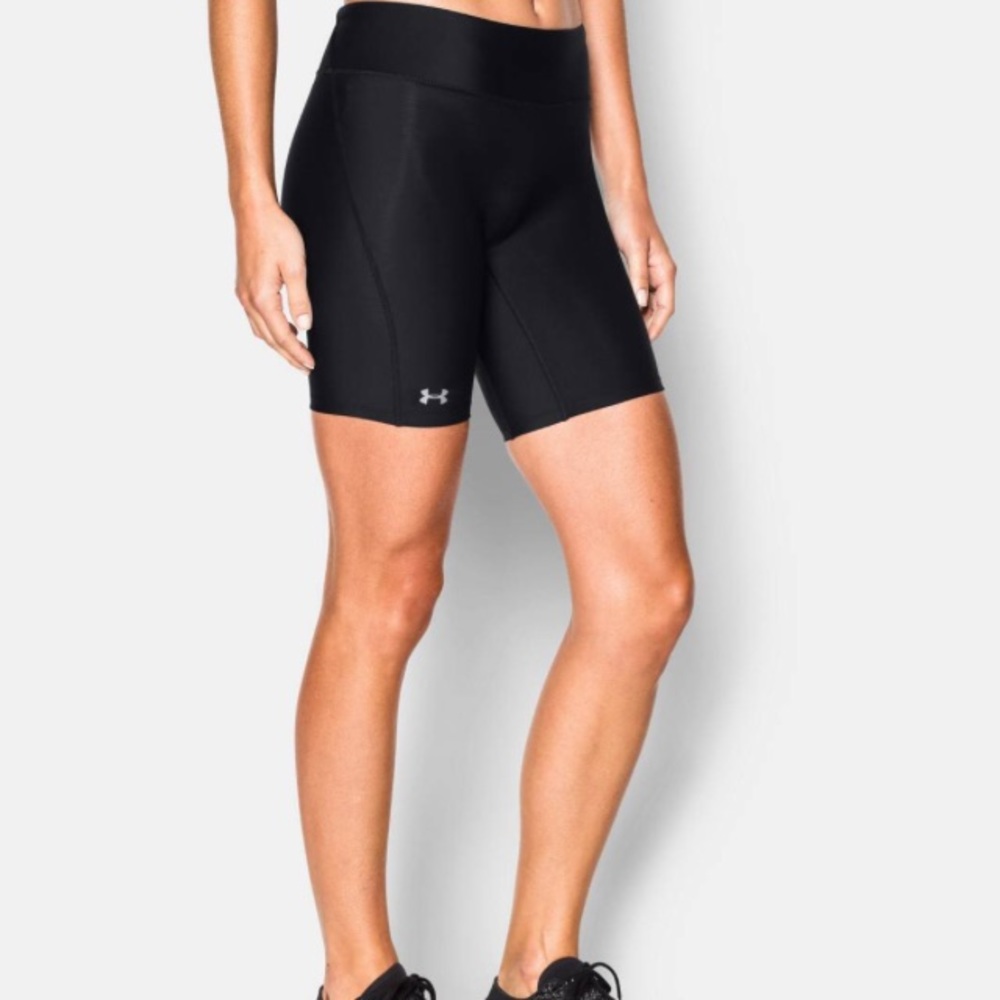 Under armour above the kneelegging