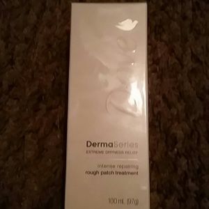 Dove Derma Series Extreme Dryness Relief