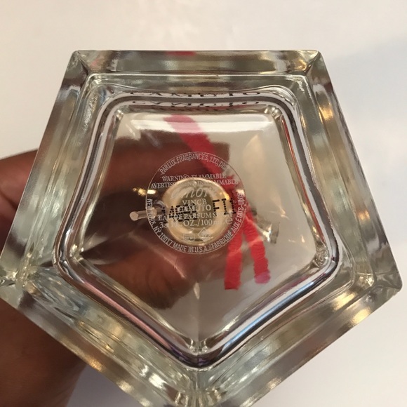 Vince Camuto Amore Perfume, 100mL/3.4 FL oz. - Picture 3 of 3