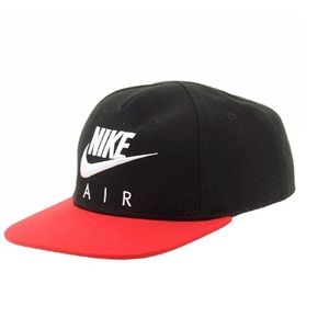 Nike Air Youth Snapback Hat