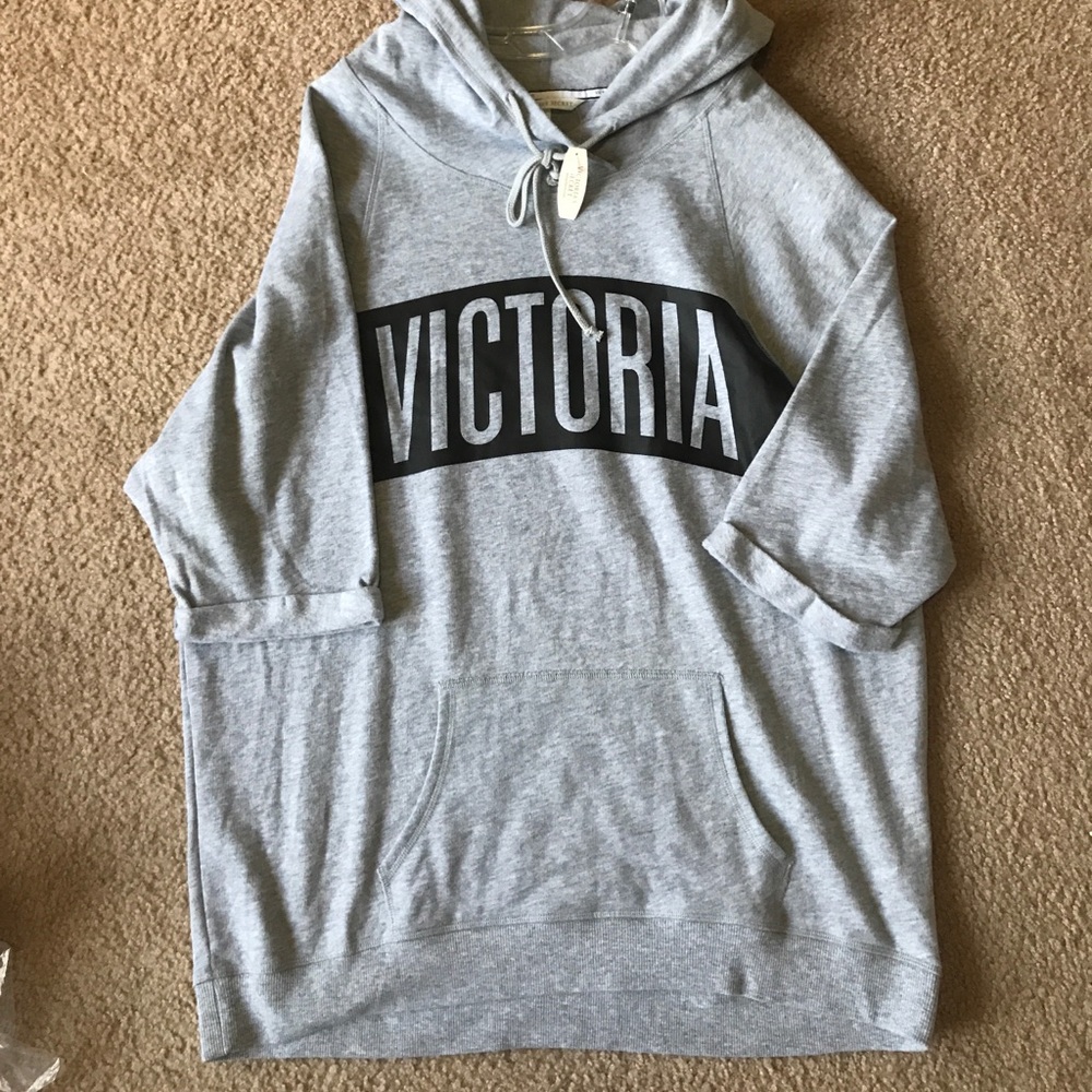 VS SHORT SLEEVE HOODIE