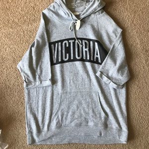 VS SHORT SLEEVE HOODIE