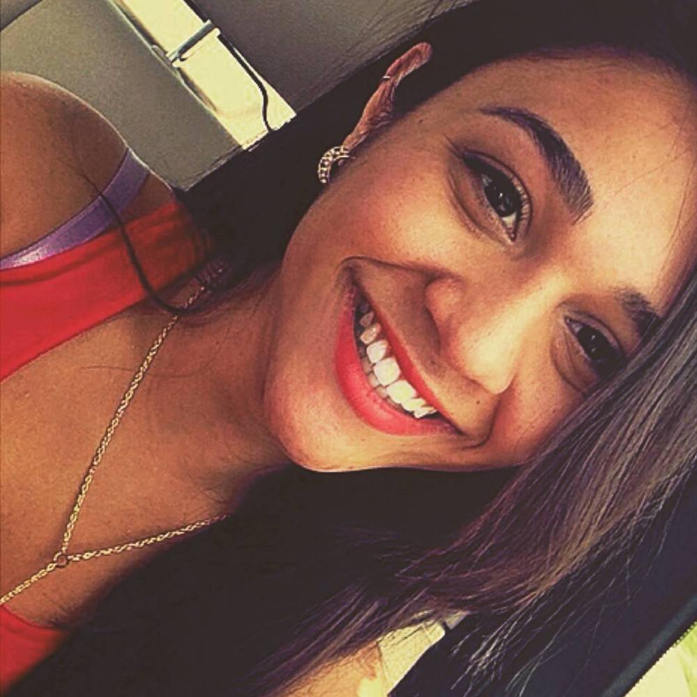 Meet your Posher, Gabriela