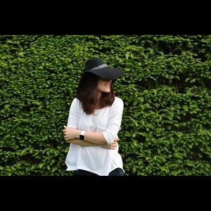 Meet your Posher, Aurora