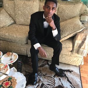 Meet your Posher, Mulugeta