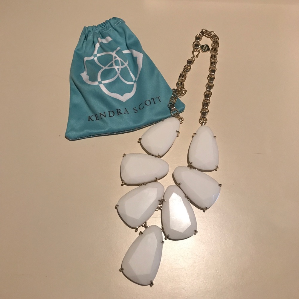 Kendra Scott Necklace