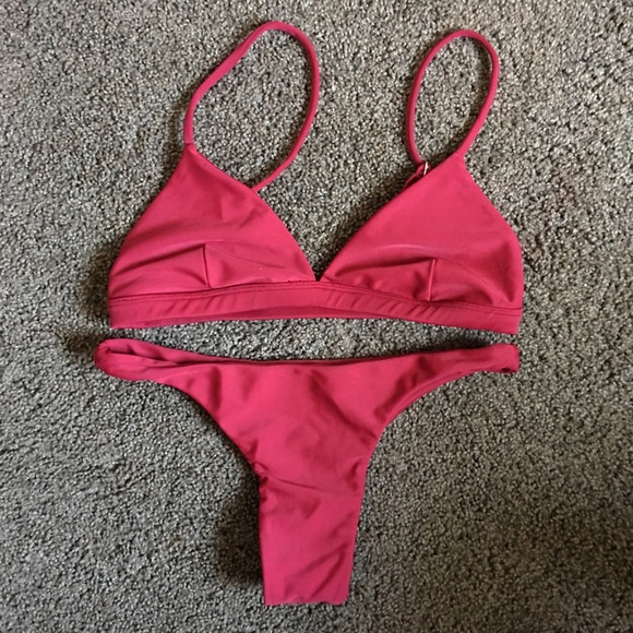 ❌SOLD❌Mikoh Pomegranate Set - Picture 1 of 1