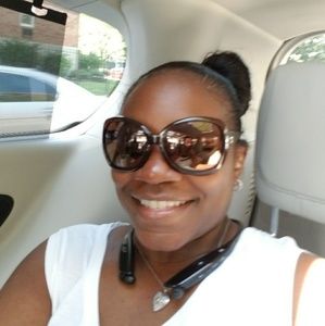 Meet your Posher, Valerie