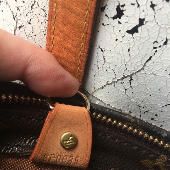 Authentic Louis Vuitton Cabas Piano monogram tote - Picture 4 of 4