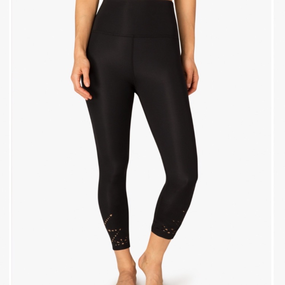 *SOLD* BNWT beyond yoga knit down high waisted mid