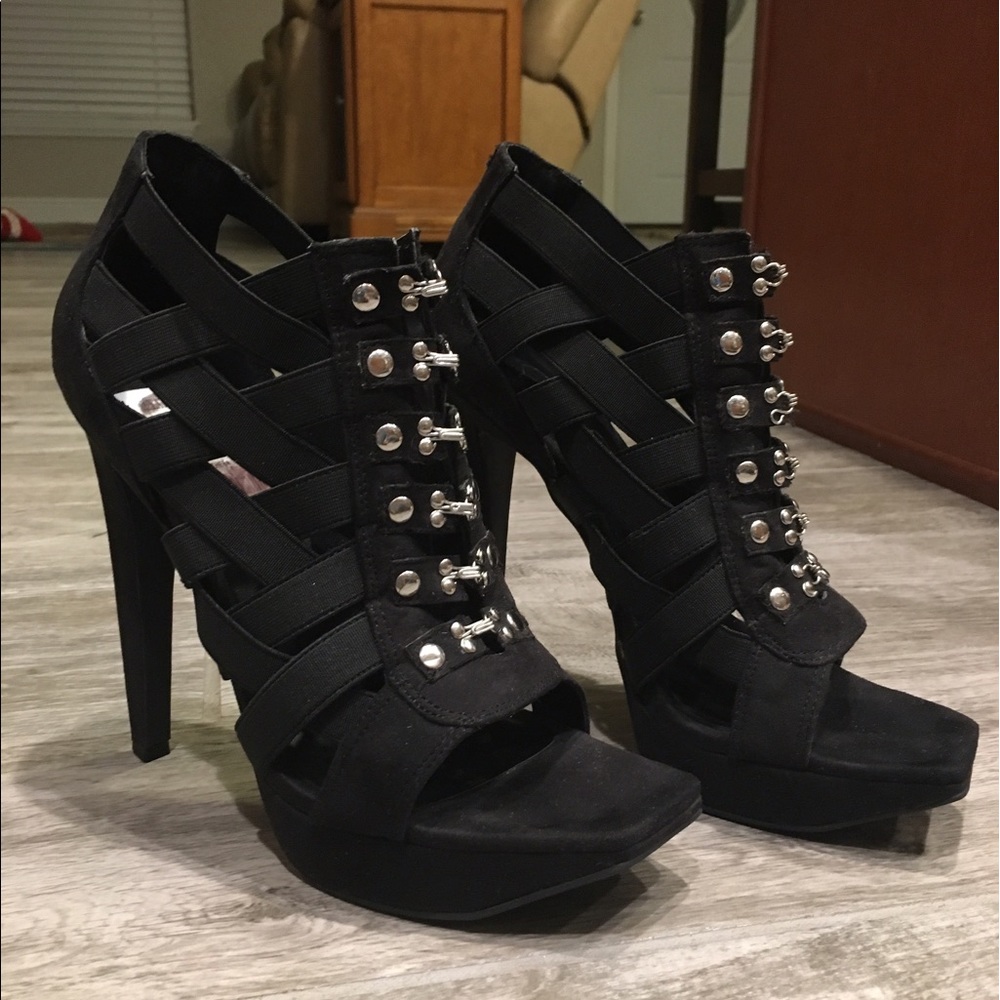 Jessica Simpson heels