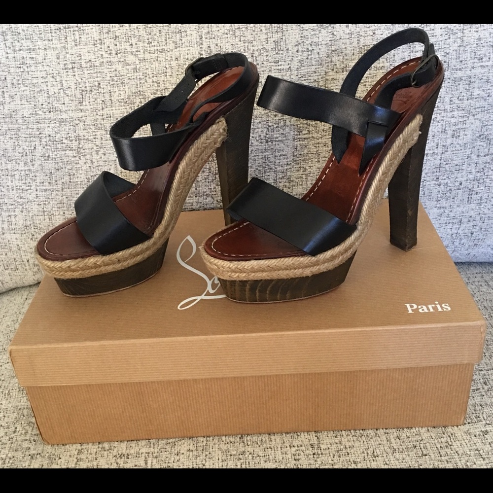 Christian Louboutin, Satrinxa