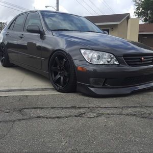 Meet your Posher, Max