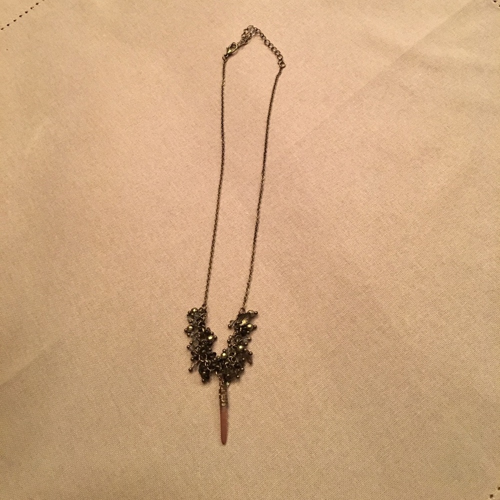 Necklace with cluster