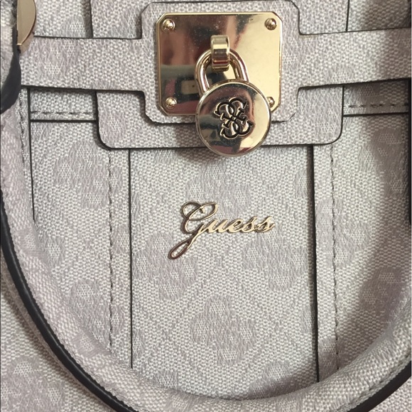 Authentic Guess Greyson Faux Leather Satchel - Picture 4 of 4