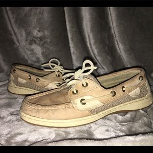 Sperry topsiders