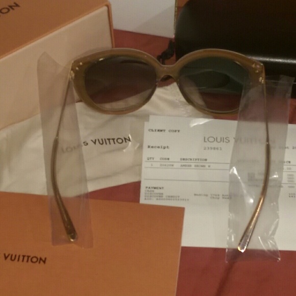 Louis Vuitton Amber Style sunglasses main image 4
