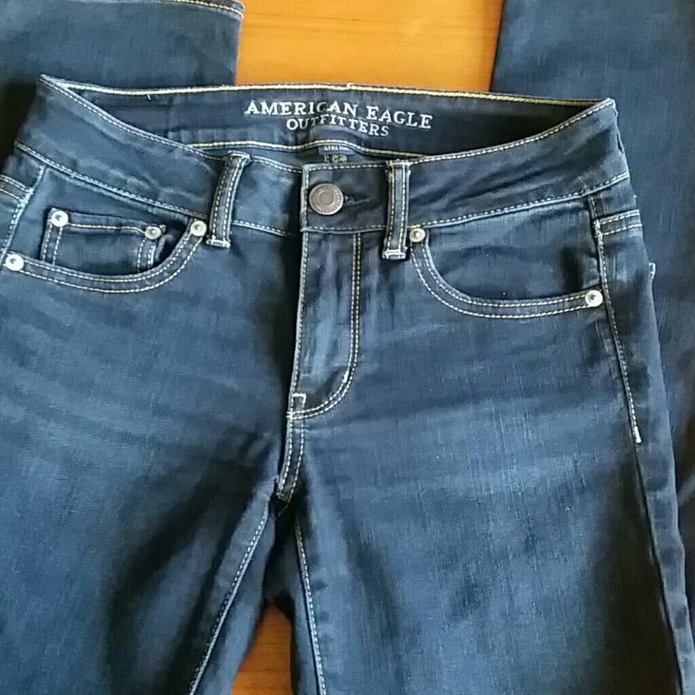American Eagle Straight Leg Jeans