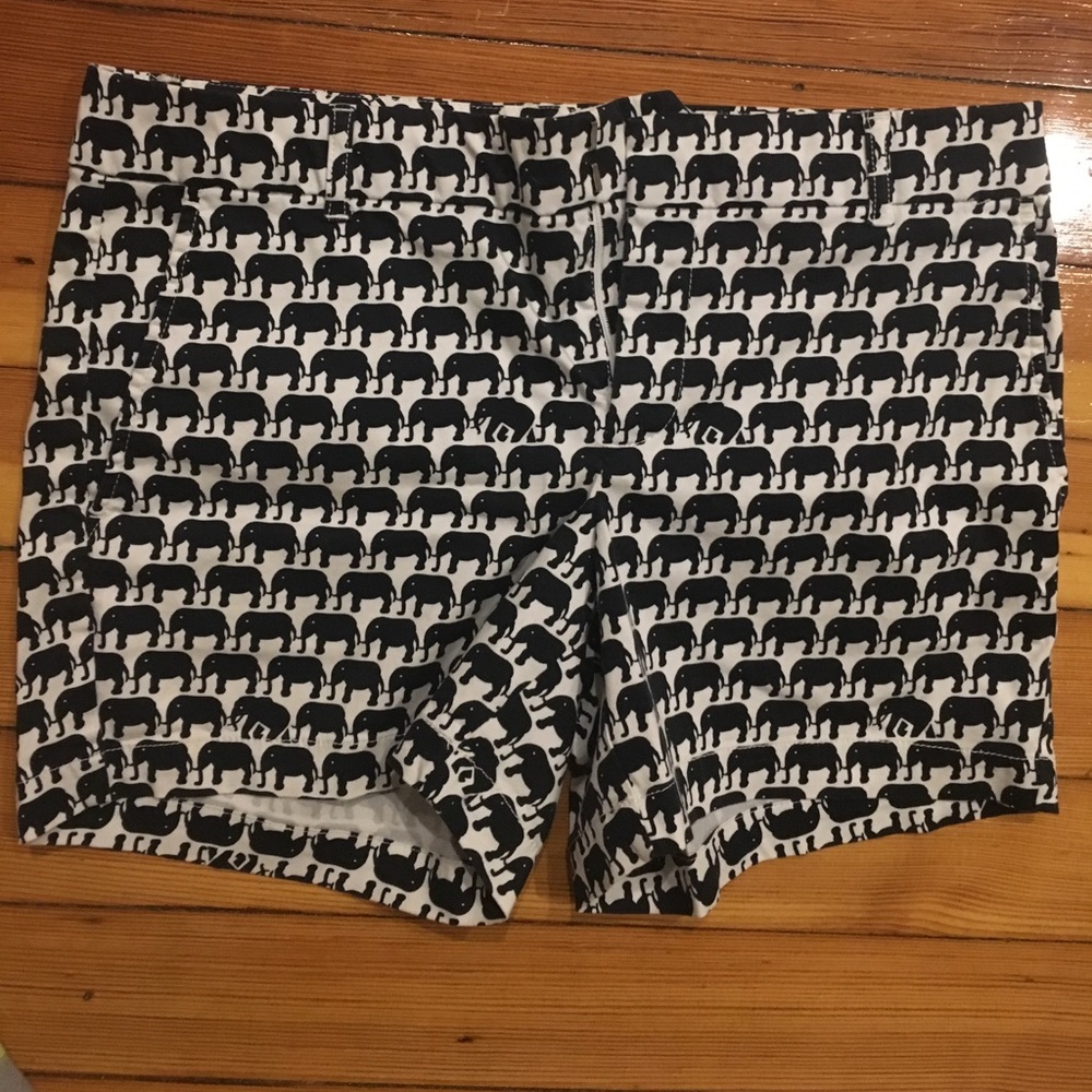 Banana Republic elephant chino shorts
