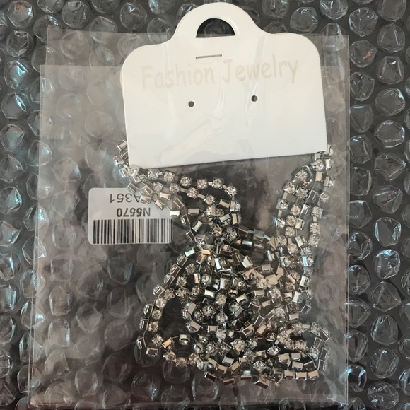 ✨ONE LEFT✨Gold or Silver Bra Body Chain - Picture 6 of 7