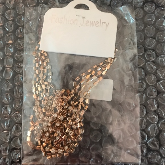 ✨ONE LEFT✨Gold or Silver Bra Body Chain - Picture 7 of 7