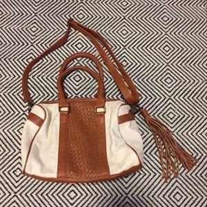 🌞 LAST CHANCE!!🌛 Adorable handbag