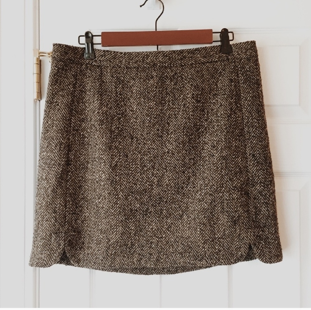 Brown skirt