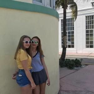 Meet your Posher, Izzy