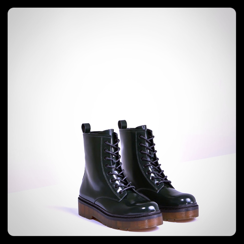Sale🎈🎈🎈Zara Studio Leather Lace Up Ankle Boot -