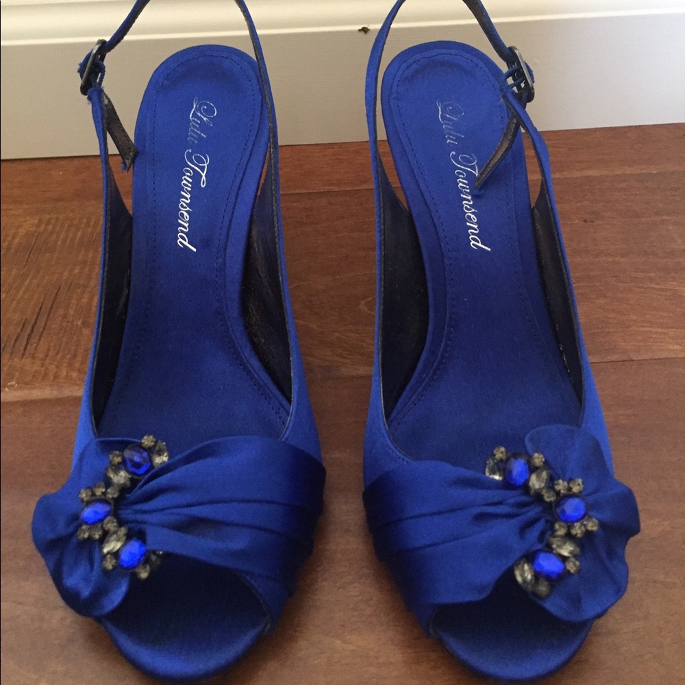 Blue Heels - Picture 2 of 5