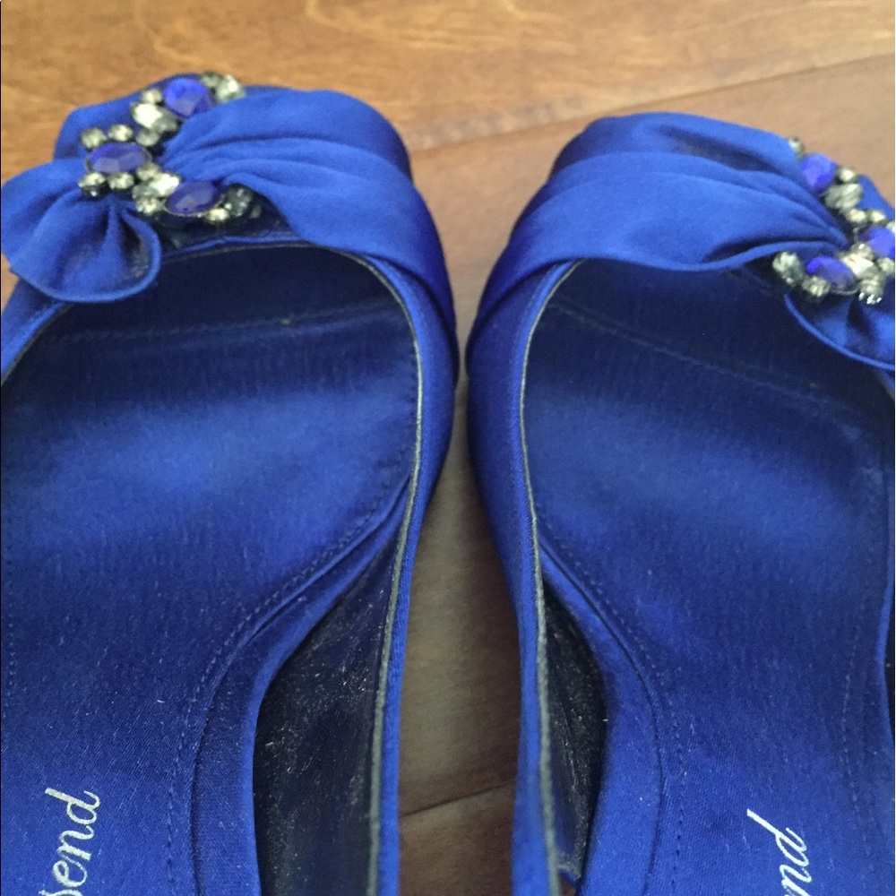Blue Heels - Picture 3 of 5