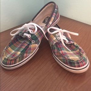 Cute Vans! Plaid boat shoes! ⛵️Good condition!