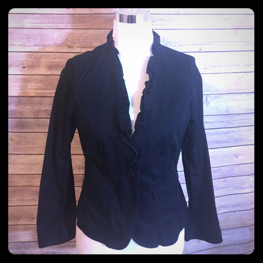 Beautiful navy blue single button blazer