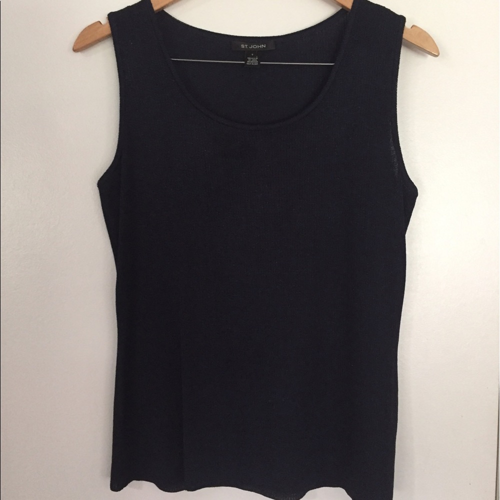 ❌Sold❌ St. John Navy Sleeveless Knit Blouse