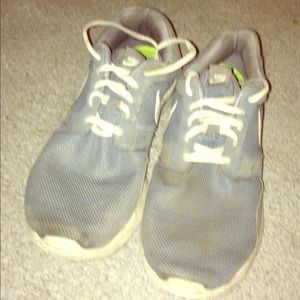 Size 13 I will clean them!