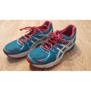 Worn once!! ASICS Gel Exalt 2 Running Sneakers 8