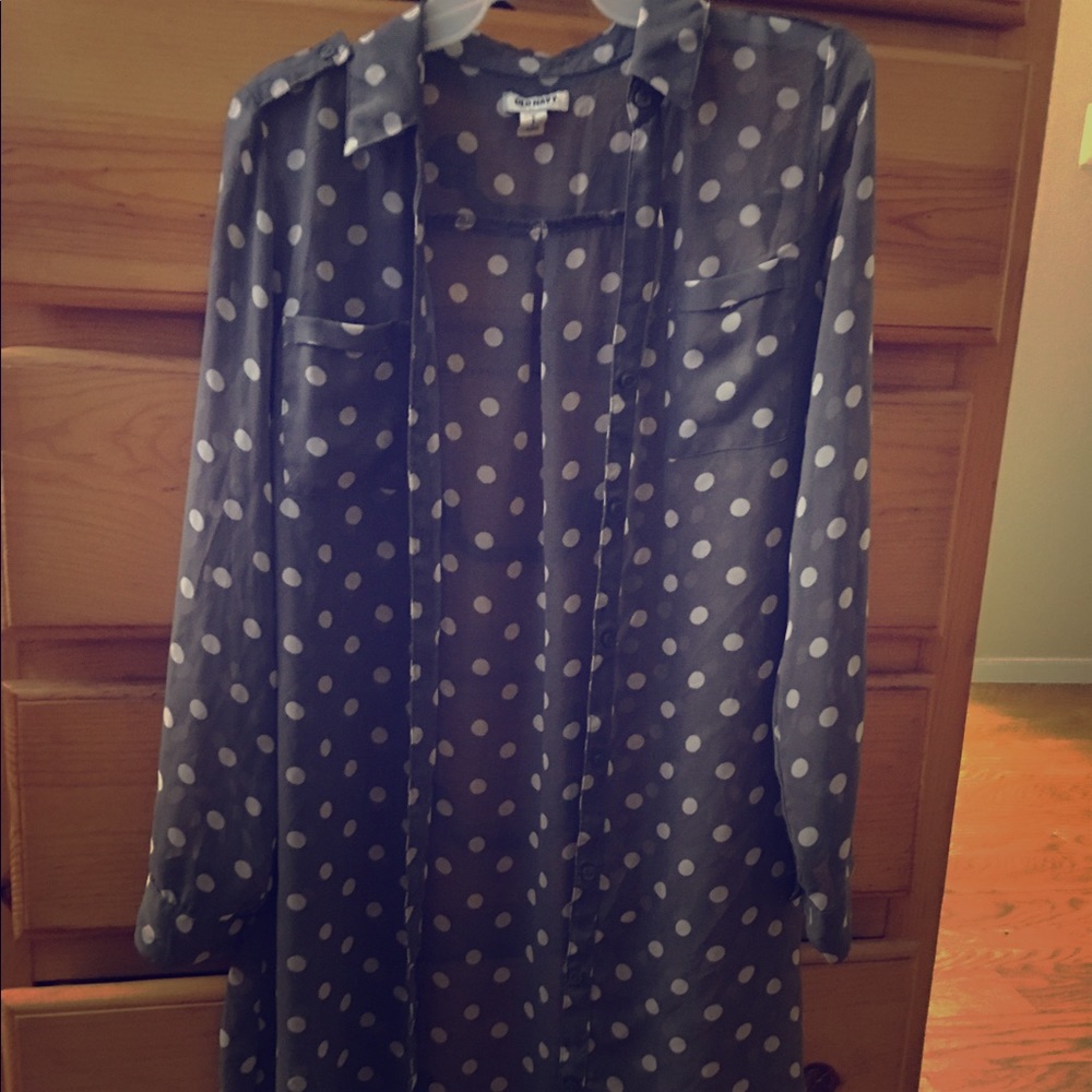 🎲SHEER POLKA DOT BUTTON DOWN🎲