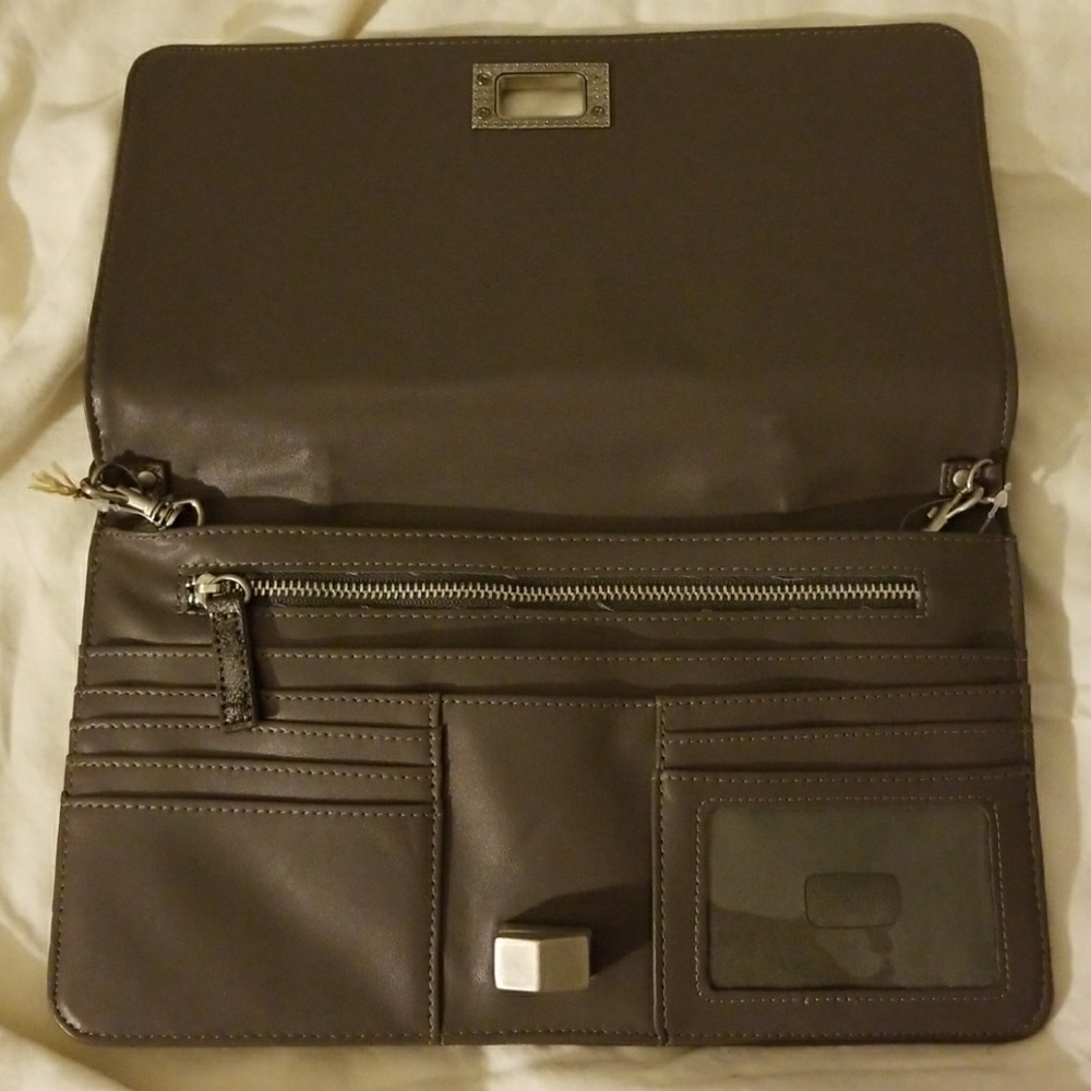 Purse - Picture 2 of 3